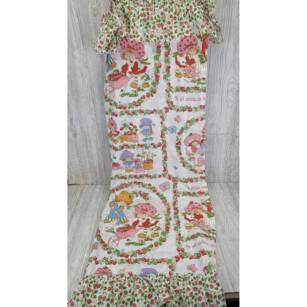 Vintage Strawberry Shortcake Curtains Pair 80s Ruffled American Greetings Long